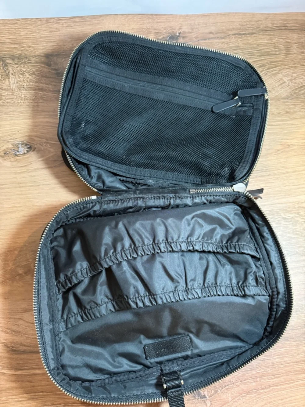 Kate Spade Dawn Cosmetic Bag Black